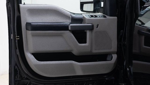 2019 Ford F-250 Super Duty XLT 4x4 4dr Crew Cab 6.8 ft. SB Pickup | Houston, TX | Houston Auto Credit