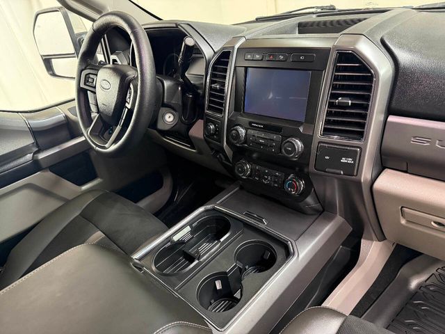 2019 Ford F-250 Super Duty XLT 4x4 4dr Crew Cab 6.8 ft. SB Pickup | Houston, TX | Houston Auto Credit