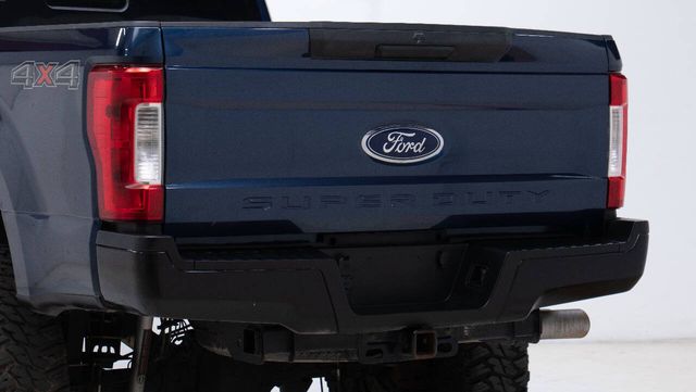 2019 Ford F-250 Super Duty XLT 4x4 4dr Crew Cab 6.8 ft. SB Pickup | Houston, TX | Houston Auto Credit