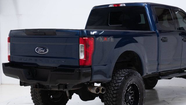 2019 Ford F-250 Super Duty XLT 4x4 4dr Crew Cab 6.8 ft. SB Pickup | Houston, TX | Houston Auto Credit