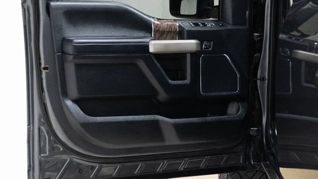 2019 Ford F-250 Super Duty Lariat 4x4 4dr Crew Cab 6.8 ft. SB Pickup | Houston, TX | Houston Auto Credit 2019 Ford F-250 Super Duty Lariat 4x4 4dr Crew Cab 6.8 ft. SB Pickup | Houston, TX | Houston Auto Credit