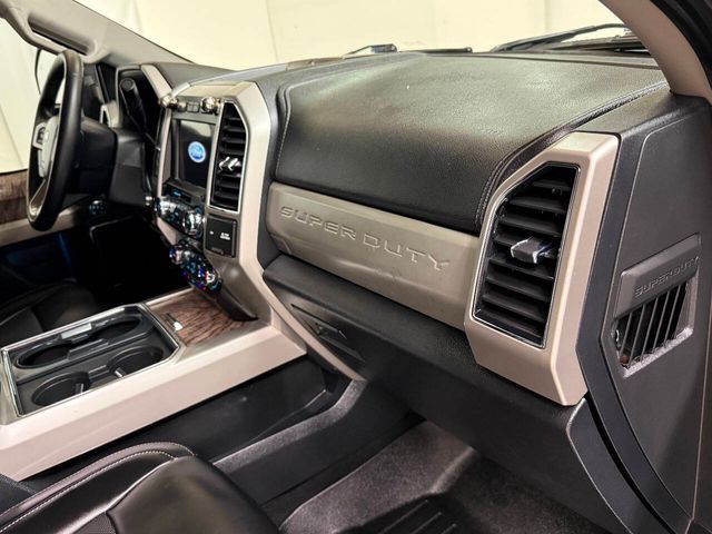 2019 Ford F-250 Super Duty Lariat 4x4 4dr Crew Cab 6.8 ft. SB Pickup | Houston, TX | Houston Auto Credit