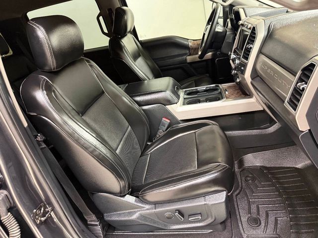 2019 Ford F-250 Super Duty Lariat 4x4 4dr Crew Cab 6.8 ft. SB Pickup | Houston, TX | Houston Auto Credit 2019 Ford F-250 Super Duty Lariat 4x4 4dr Crew Cab 6.8 ft. SB Pickup | Houston, TX | Houston Auto Credit