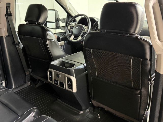 2019 Ford F-250 Super Duty Lariat 4x4 4dr Crew Cab 6.8 ft. SB Pickup | Houston, TX | Houston Auto Credit 2019 Ford F-250 Super Duty Lariat 4x4 4dr Crew Cab 6.8 ft. SB Pickup | Houston, TX | Houston Auto Credit