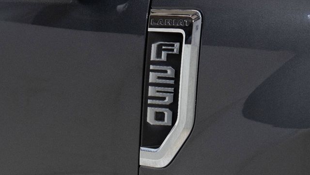 2019 Ford F-250 Super Duty Lariat 4x4 4dr Crew Cab 6.8 ft. SB Pickup | Houston, TX | Houston Auto Credit