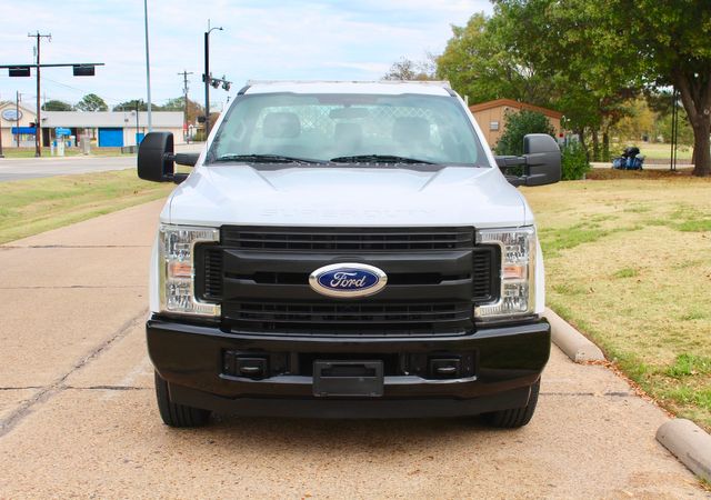 2019 Ford F-250 Super Duty Service Utility Contractor Truck With Power LiftGate | Irving, Texas | Lonestar Automart Inc. 2019 Ford F-250 Super Duty Service Utility Contractor Truck With Power LiftGate | Irving, Texas | Lonestar Automart Inc.