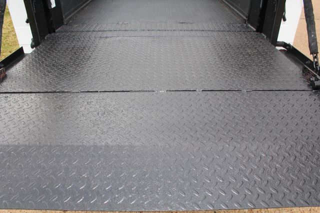 2019 Ford F-250 Super Duty Service Utility Contractor Truck With Power LiftGate | Irving, Texas | Lonestar Automart Inc. 2019 Ford F-250 Super Duty Service Utility Contractor Truck With Power LiftGate | Irving, Texas | Lonestar Automart Inc.