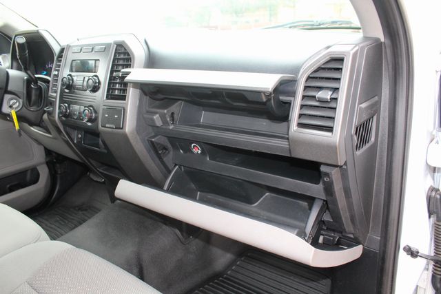 2019 Ford F-250 Super Duty Service Utility Contractor Truck With Power LiftGate | Irving, Texas | Lonestar Automart Inc. 2019 Ford F-250 Super Duty Service Utility Contractor Truck With Power LiftGate | Irving, Texas | Lonestar Automart Inc.