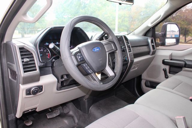 2019 Ford F-250 Super Duty Service Utility Contractor Truck With Power LiftGate | Irving, Texas | Lonestar Automart Inc. 2019 Ford F-250 Super Duty Service Utility Contractor Truck With Power LiftGate | Irving, Texas | Lonestar Automart Inc.