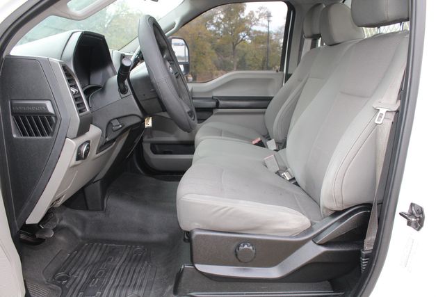 2019 Ford F-250 Super Duty Service Utility Contractor Truck With Power LiftGate | Irving, Texas | Lonestar Automart Inc. 2019 Ford F-250 Super Duty Service Utility Contractor Truck With Power LiftGate | Irving, Texas | Lonestar Automart Inc.