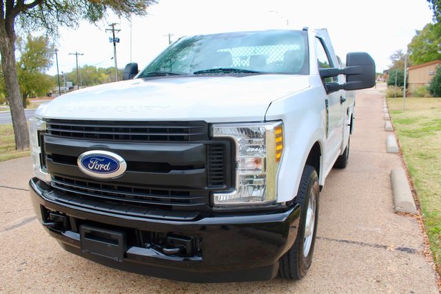 2019 Ford F-250 Super Duty Service Utility Contractor Truck With Power LiftGate | Irving, Texas | Lonestar Automart Inc. 2019 Ford F-250 Super Duty Service Utility Contractor Truck With Power LiftGate | Irving, Texas | Lonestar Automart Inc.