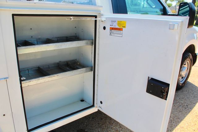 2019 Ford F-250 Super Duty Utility Service Truck With Power LiftGate | Irving, Texas | Lonestar Automart Inc. 2019 Ford F-250 Super Duty Utility Service Truck With Power LiftGate | Irving, Texas | Lonestar Automart Inc.