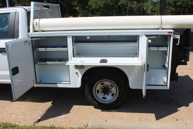 2019 Ford F-250 Super Duty Utility Service Truck With Power LiftGate | Irving, Texas | Lonestar Automart Inc. 2019 Ford F-250 Super Duty Utility Service Truck With Power LiftGate | Irving, Texas | Lonestar Automart Inc.