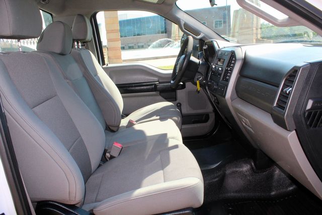 2019 Ford F-250 Super Duty Utility Service Truck With Power LiftGate | Irving, Texas | Lonestar Automart Inc. 2019 Ford F-250 Super Duty Utility Service Truck With Power LiftGate | Irving, Texas | Lonestar Automart Inc.