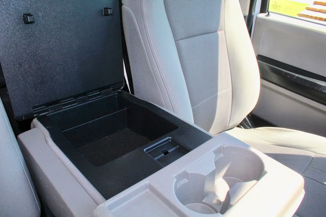 2019 Ford F-250 Super Duty Utility Service Truck With Power LiftGate | Irving, Texas | Lonestar Automart Inc. 2019 Ford F-250 Super Duty Utility Service Truck With Power LiftGate | Irving, Texas | Lonestar Automart Inc.