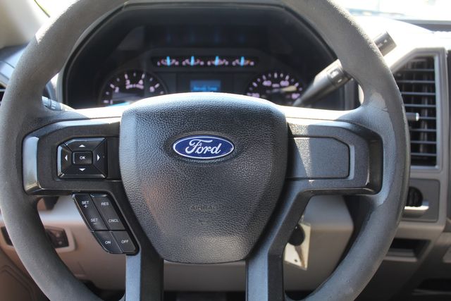 2019 Ford F-250 Super Duty Utility Service Truck With Power LiftGate | Irving, Texas | Lonestar Automart Inc. 2019 Ford F-250 Super Duty Utility Service Truck With Power LiftGate | Irving, Texas | Lonestar Automart Inc.