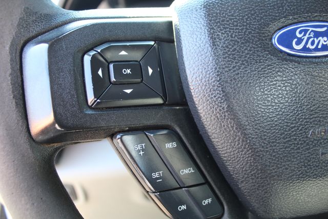 2019 Ford F-250 Super Duty Utility Service Truck With Power LiftGate | Irving, Texas | Lonestar Automart Inc. 2019 Ford F-250 Super Duty Utility Service Truck With Power LiftGate | Irving, Texas | Lonestar Automart Inc.