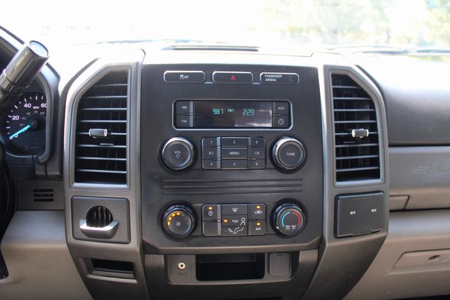 2019 Ford F-250 Super Duty Utility Service Truck With Power LiftGate | Irving, Texas | Lonestar Automart Inc. 2019 Ford F-250 Super Duty Utility Service Truck With Power LiftGate | Irving, Texas | Lonestar Automart Inc.