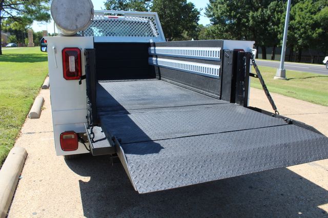 2019 Ford F-250 Super Duty Utility Service Truck With Power LiftGate | Irving, Texas | Lonestar Automart Inc. 2019 Ford F-250 Super Duty Utility Service Truck With Power LiftGate | Irving, Texas | Lonestar Automart Inc.