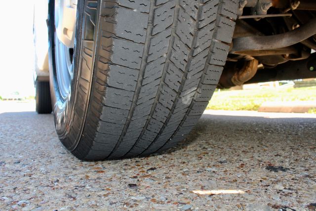 2019 Ford F-250 Super Duty Utility Service Truck With Power LiftGate | Irving, Texas | Lonestar Automart Inc. 2019 Ford F-250 Super Duty Utility Service Truck With Power LiftGate | Irving, Texas | Lonestar Automart Inc.