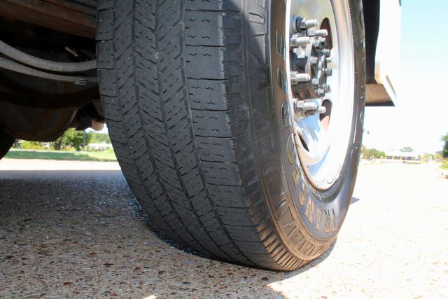 2019 Ford F-250 Super Duty Utility Service Truck With Power LiftGate | Irving, Texas | Lonestar Automart Inc. 2019 Ford F-250 Super Duty Utility Service Truck With Power LiftGate | Irving, Texas | Lonestar Automart Inc.