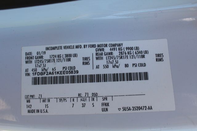 2019 Ford F-250 Super Duty Utility Service Truck With Power LiftGate | Irving, Texas | Lonestar Automart Inc. 2019 Ford F-250 Super Duty Utility Service Truck With Power LiftGate | Irving, Texas | Lonestar Automart Inc.