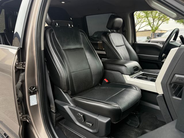 2019 Ford F-350 LARIAT DUALLY 4X4 6.7L DIESEL  Lariat