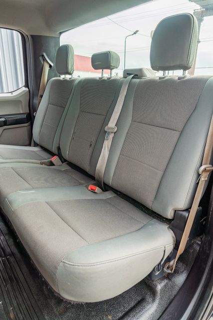 2019 Ford F-350 Super Duty XL CREW CAB STX FX4 4X4 / ONE OWNER / CLEAN CARFAX | Austin, TX | Rocky Mountain Truck Stop Austin