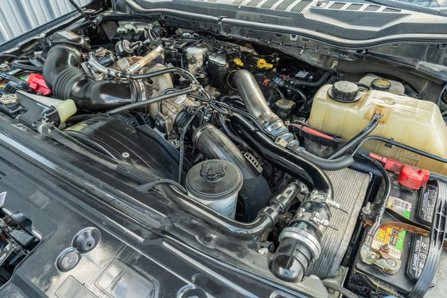 2019 Ford F-350 Super Duty Platinum ULTIMATE PKG FX4 W/ UPGRADES / LOADED | Austin, TX | Rocky Mountain Truck Stop Austin