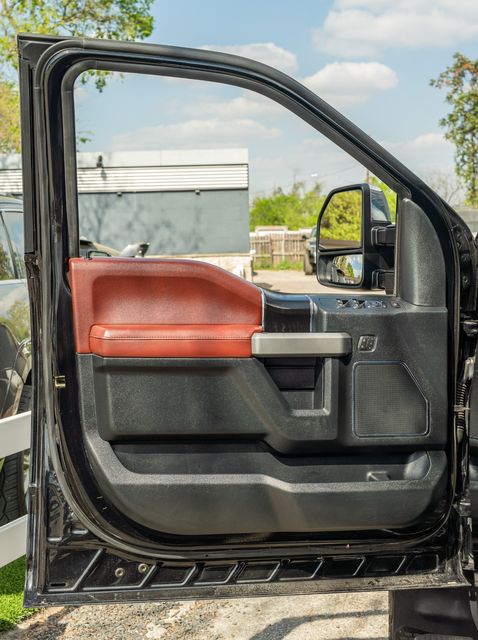 2019 Ford F-350 Super Duty Platinum ULTIMATE PKG FX4 W/ UPGRADES / LOADED | Austin, TX | Rocky Mountain Truck Stop Austin
