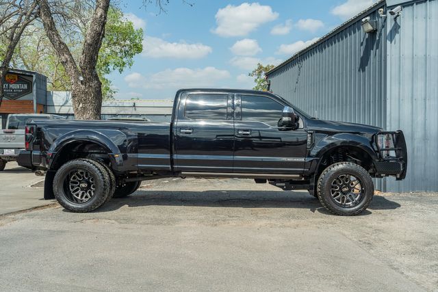 2019 Ford F-350 Super Duty Platinum ULTIMATE PKG FX4 W/ UPGRADES / LOADED | Austin, TX | Rocky Mountain Truck Stop Austin