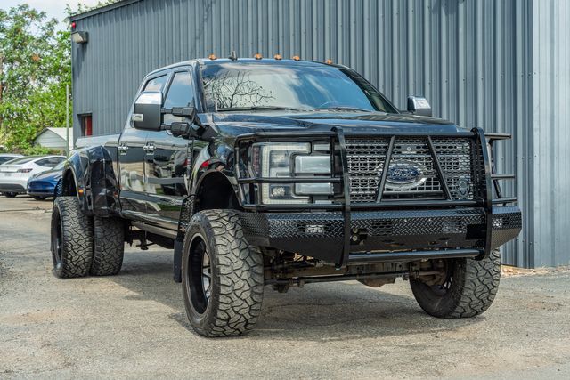 2019 Ford F-350 Super Duty Platinum ULTIMATE PKG FX4 W/ UPGRADES / LOADED | Austin, TX | Rocky Mountain Truck Stop Austin 2019 Ford F-350 Super Duty Platinum ULTIMATE PKG FX4 W/ UPGRADES / LOADED | Austin, TX | Rocky Mountain Truck Stop Austin