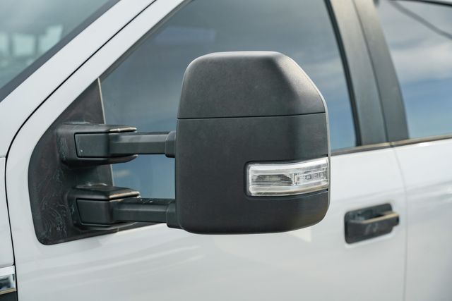 2019 Ford F-350 Super Duty XL RWD / CM FLATBED / GOOD SERVICE HISTORY | Austin, TX | Rocky Mountain Truck Stop Austin 2019 Ford F-350 Super Duty XL RWD / CM FLATBED / GOOD SERVICE HISTORY | Austin, TX | Rocky Mountain Truck Stop Austin