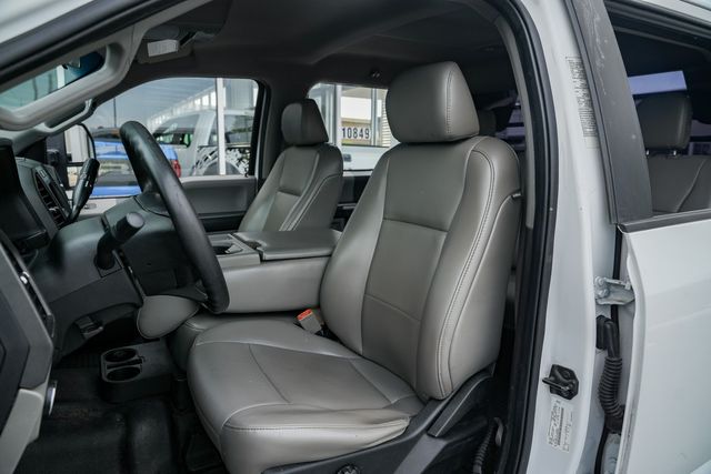 2019 Ford F-350 Super Duty XL RWD / CM FLATBED / GOOD SERVICE HISTORY | Austin, TX | Rocky Mountain Truck Stop Austin 2019 Ford F-350 Super Duty XL RWD / CM FLATBED / GOOD SERVICE HISTORY | Austin, TX | Rocky Mountain Truck Stop Austin