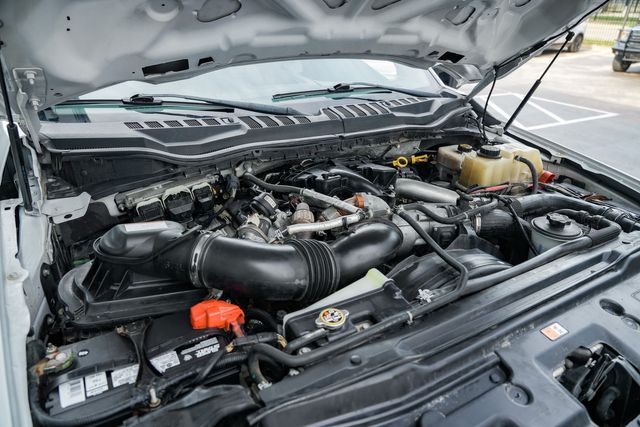 2019 Ford F-350 Super Duty XL RWD / CM FLATBED / GOOD SERVICE HISTORY | Austin, TX | Rocky Mountain Truck Stop Austin 2019 Ford F-350 Super Duty XL RWD / CM FLATBED / GOOD SERVICE HISTORY | Austin, TX | Rocky Mountain Truck Stop Austin