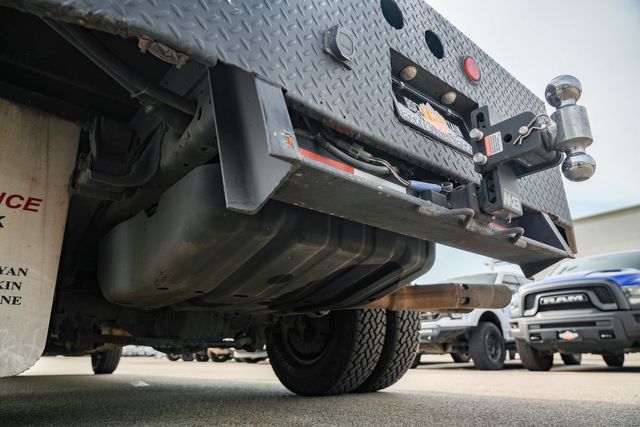 2019 Ford F-350 Super Duty XL RWD / CM FLATBED / GOOD SERVICE HISTORY | Austin, TX | Rocky Mountain Truck Stop Austin 2019 Ford F-350 Super Duty XL RWD / CM FLATBED / GOOD SERVICE HISTORY | Austin, TX | Rocky Mountain Truck Stop Austin