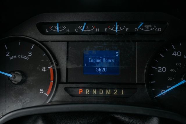 2019 Ford F-350 Super Duty XL RWD / CM FLATBED / GOOD SERVICE HISTORY | Austin, TX | Rocky Mountain Truck Stop Austin 2019 Ford F-350 Super Duty XL RWD / CM FLATBED / GOOD SERVICE HISTORY | Austin, TX | Rocky Mountain Truck Stop Austin