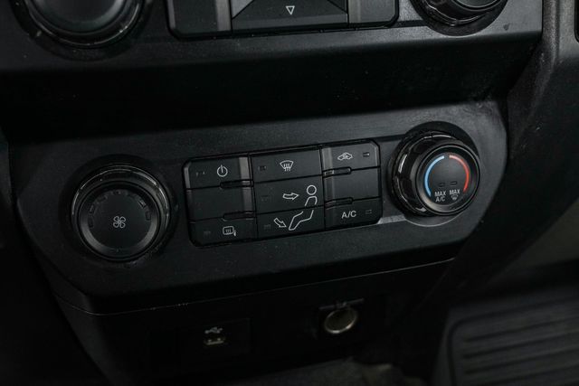 2019 Ford F-350 Super Duty XL RWD / CM FLATBED / GOOD SERVICE HISTORY | Austin, TX | Rocky Mountain Truck Stop Austin 2019 Ford F-350 Super Duty XL RWD / CM FLATBED / GOOD SERVICE HISTORY | Austin, TX | Rocky Mountain Truck Stop Austin