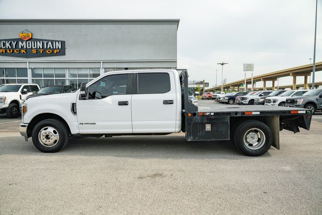 2019 Ford F-350 Super Duty XL RWD / CM FLATBED / GOOD SERVICE HISTORY | Austin, TX | Rocky Mountain Truck Stop Austin 2019 Ford F-350 Super Duty XL RWD / CM FLATBED / GOOD SERVICE HISTORY | Austin, TX | Rocky Mountain Truck Stop Austin