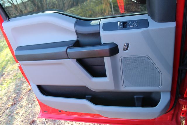 2019 Ford F-350 Super Duty Diesel 4x4 XL | Roscoe, IL | Autoland Outlets 2019 Ford F-350 Super Duty Diesel 4x4 XL | Roscoe, IL | Autoland Outlets