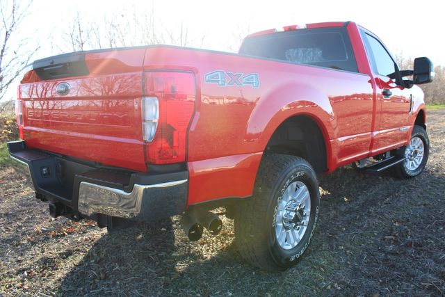 2019 Ford F-350 Super Duty Diesel 4x4 XL | Roscoe, IL | Autoland Outlets 2019 Ford F-350 Super Duty Diesel 4x4 XL | Roscoe, IL | Autoland Outlets