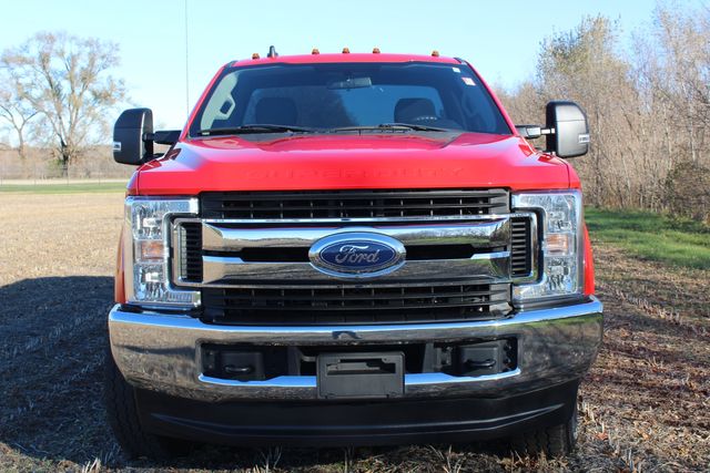 2019 Ford F-350 Super Duty Diesel 4x4 XL | Roscoe, IL | Autoland Outlets 2019 Ford F-350 Super Duty Diesel 4x4 XL | Roscoe, IL | Autoland Outlets