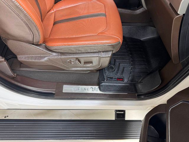 2019 Ford F-350 Super Duty King Ranch 4x4 4dr Crew Cab 8 ft. LB SRW Pickup | Houston, TX | Houston Auto Credit 2019 Ford F-350 Super Duty King Ranch 4x4 4dr Crew Cab 8 ft. LB SRW Pickup | Houston, TX | Houston Auto Credit