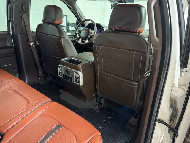 2019 Ford F-350 Super Duty King Ranch 4x4 4dr Crew Cab 8 ft. LB SRW Pickup | Houston, TX | Houston Auto Credit 2019 Ford F-350 Super Duty King Ranch 4x4 4dr Crew Cab 8 ft. LB SRW Pickup | Houston, TX | Houston Auto Credit