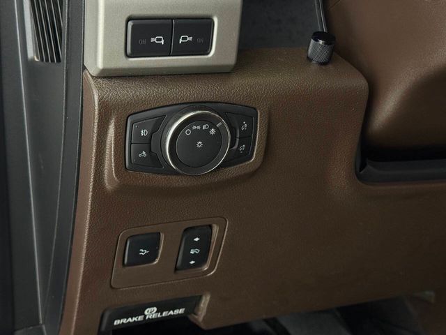 2019 Ford F-350 Super Duty King Ranch 4x4 4dr Crew Cab 8 ft. LB SRW Pickup | Houston, TX | Houston Auto Credit 2019 Ford F-350 Super Duty King Ranch 4x4 4dr Crew Cab 8 ft. LB SRW Pickup | Houston, TX | Houston Auto Credit