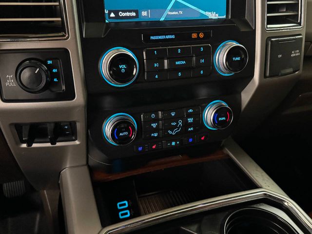 2019 Ford F-350 Super Duty King Ranch 4x4 4dr Crew Cab 8 ft. LB SRW Pickup | Houston, TX | Houston Auto Credit 2019 Ford F-350 Super Duty King Ranch 4x4 4dr Crew Cab 8 ft. LB SRW Pickup | Houston, TX | Houston Auto Credit