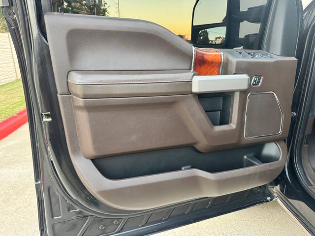 2019 Ford F-350 Super Duty King Ranch 4x4 4dr Crew Cab 8 ft. LB DRW Pickup | Houston, TX | Houston Auto Credit 2019 Ford F-350 Super Duty King Ranch 4x4 4dr Crew Cab 8 ft. LB DRW Pickup | Houston, TX | Houston Auto Credit