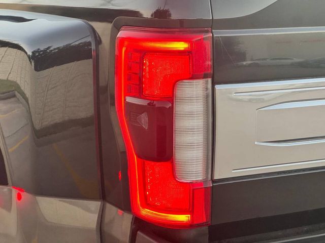 2019 Ford F-350 Super Duty King Ranch 4x4 4dr Crew Cab 8 ft. LB DRW Pickup | Houston, TX | Houston Auto Credit