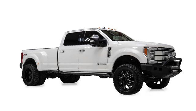 2019 Ford F-350 Super Duty Platinum 4x4 4dr Crew Cab 8 ft. LB DRW Pickup | Houston, TX | Houston Auto Credit