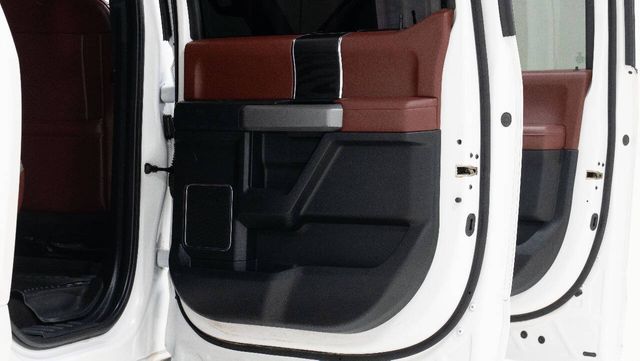 2019 Ford F-350 Super Duty Platinum 4x4 4dr Crew Cab 8 ft. LB DRW Pickup | Houston, TX | Houston Auto Credit